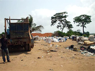 Waste picking/sorting operations at the controlled dump